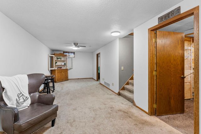 33103 Flanders Street NE, Cambridge, MN 55008