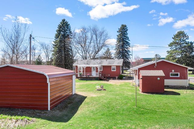 33103 Flanders Street NE, Cambridge, MN 55008