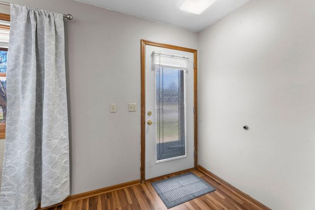 33103 Flanders Street NE, Cambridge, MN 55008