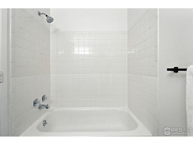 9857 Lane St, Thornton, CO 80260