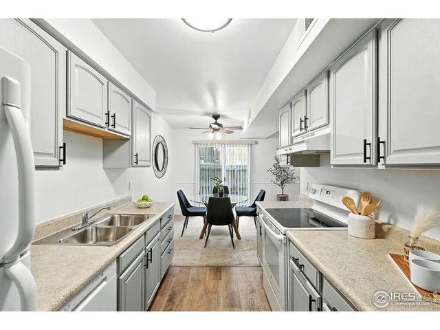 9857 Lane St, Thornton, CO 80260