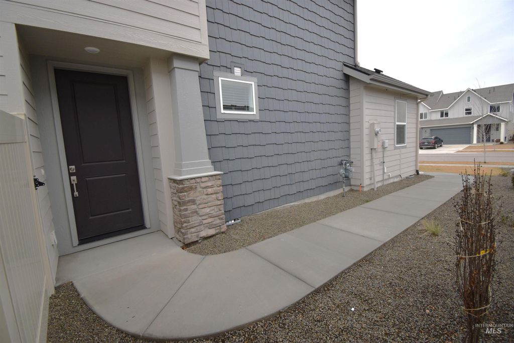 8191 W Grey Alder Dr, Eagle, ID 83616 photo 5