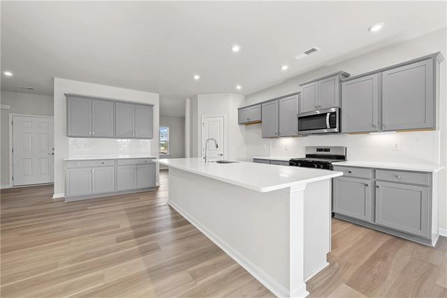 613 Vidalia Parkway, Mcdonough, GA 30252