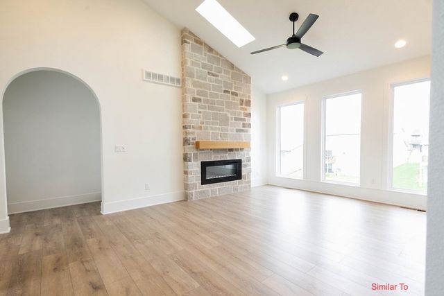 405 NW Woodmoor Drive, Waukee, IA 50263