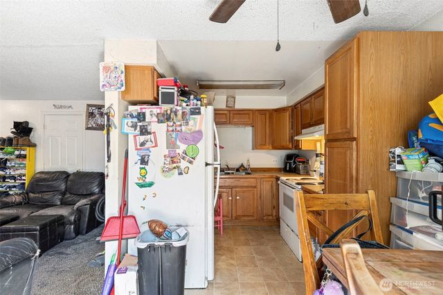 2727 Hefner, Bremerton, WA 98310