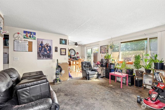 2727 Hefner, Bremerton, WA 98310