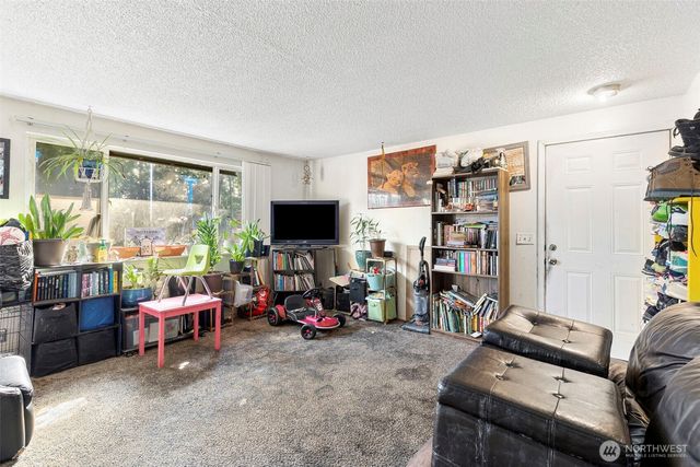 2727 Hefner, Bremerton, WA 98310