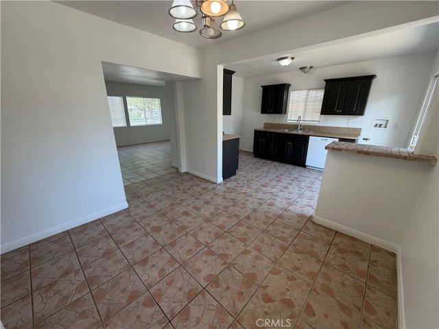 5750 Willard Way, Riverside, CA 92504