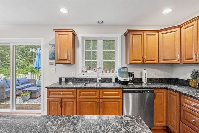 10 Lyford Rd, Spencer, MA 01562