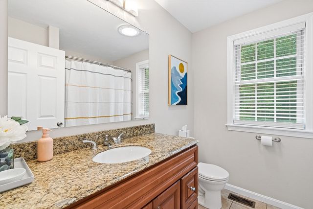 10 Lyford Rd, Spencer, MA 01562