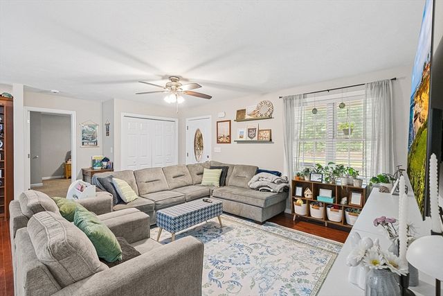 10 Lyford Rd, Spencer, MA 01562