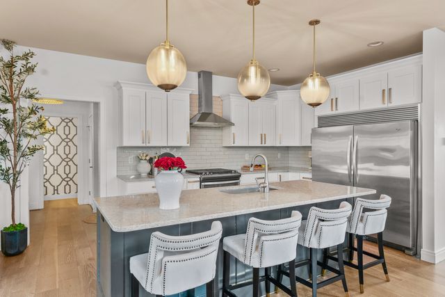 3901 Freedom Boulevard, Champaign, IL 61822