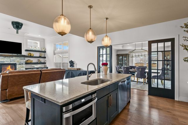 3901 Freedom Boulevard, Champaign, IL 61822