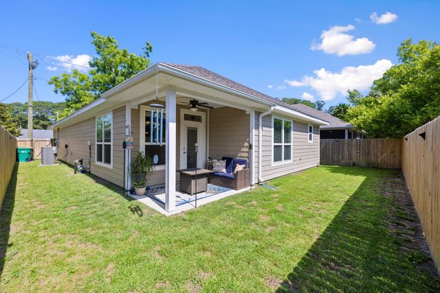4 8Th Street UNIT B, Shalimar, FL 32579