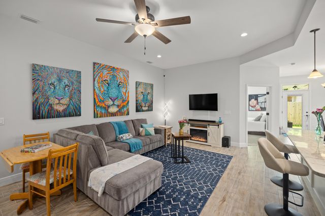 4 8Th Street UNIT B, Shalimar, FL 32579