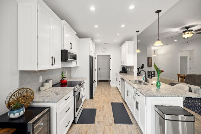 4 8Th Street UNIT B, Shalimar, FL 32579