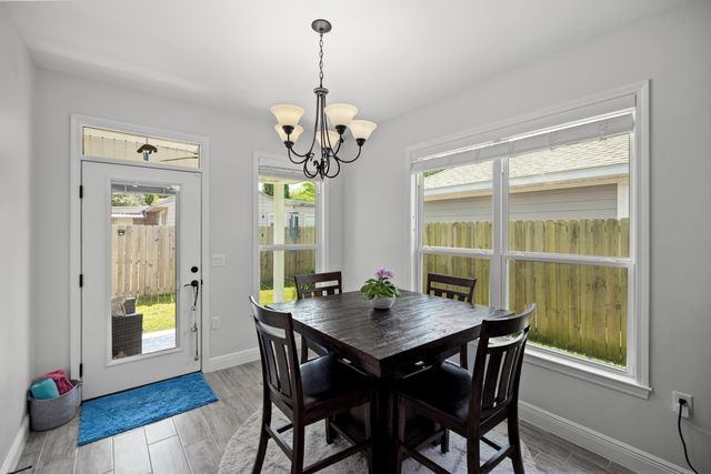 4 8Th Street UNIT B, Shalimar, FL 32579