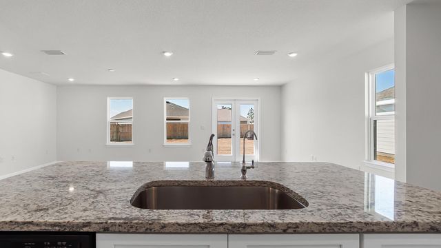 155 Eunola Lane, Freeport, FL 32439