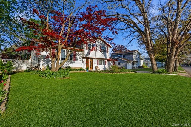 183 Broadway, Brentwood, NY 11717