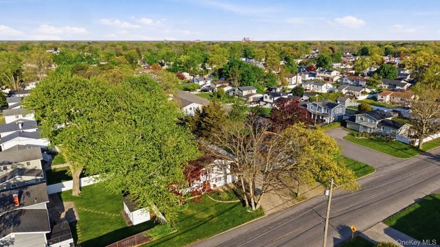 183 Broadway, Brentwood, NY 11717