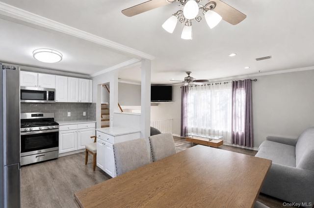 183 Broadway, Brentwood, NY 11717