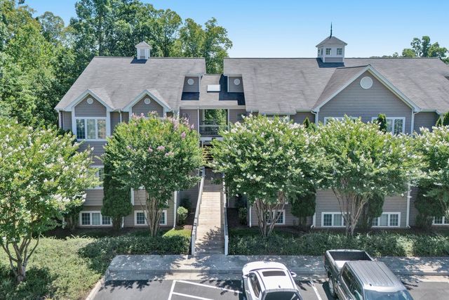 295 S Pointe Shore DR 102, Moneta, VA 24121