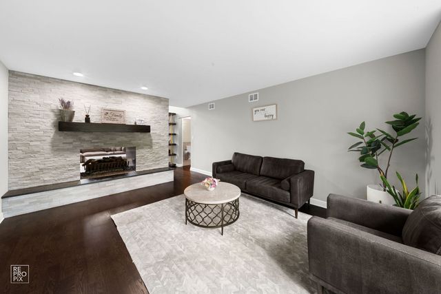 12406 W Mackinac Road, Homer Glen, IL 60491