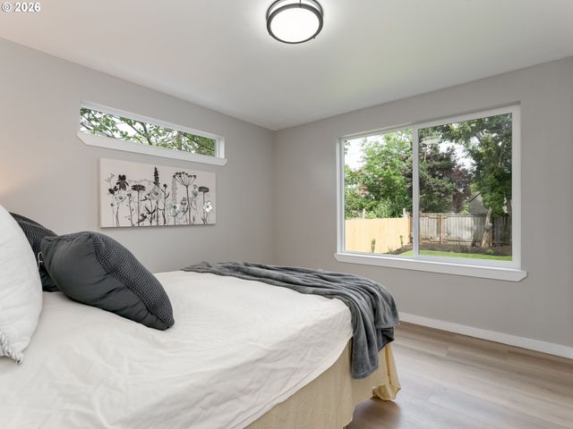 7306 N NEWELL Ave, Portland, OR 97203