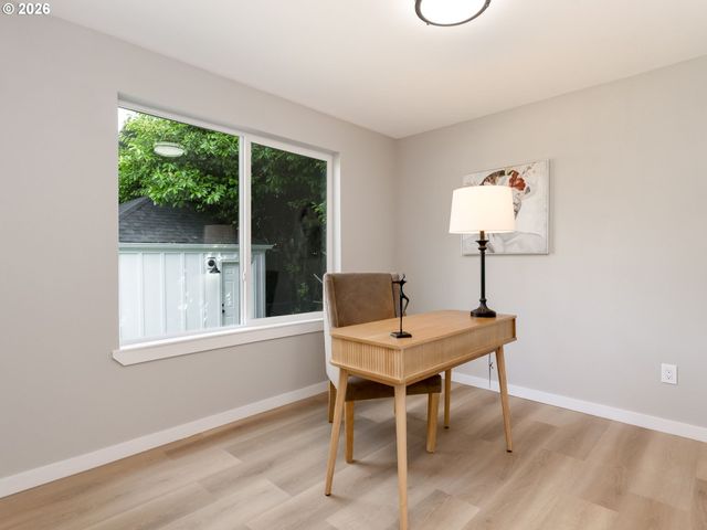 7306 N NEWELL Ave, Portland, OR 97203