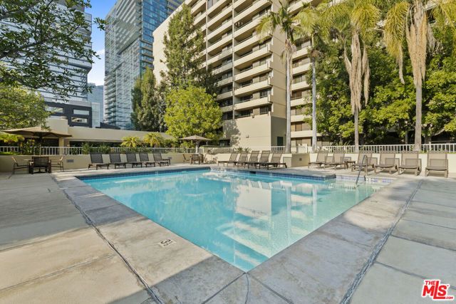 600 W 9th Street 814, Los Angeles, CA 90015