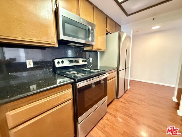 600 W 9th Street 814, Los Angeles, CA 90015