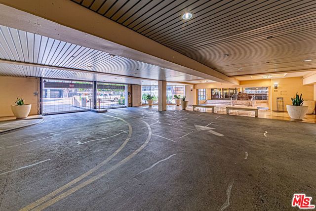 600 W 9th Street 814, Los Angeles, CA 90015