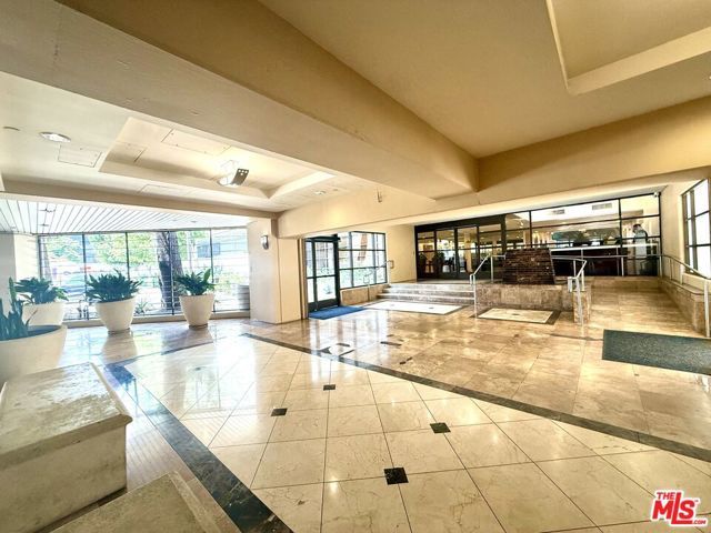 600 W 9th Street 814, Los Angeles, CA 90015