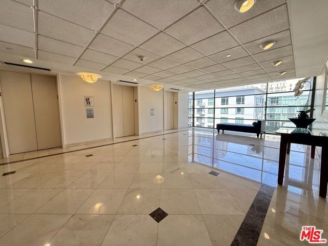 600 W 9th Street 814, Los Angeles, CA 90015