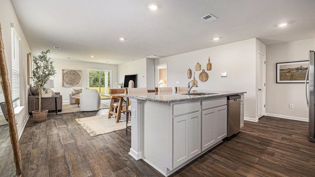 408 Green Ash Dr., Conway, SC 29527