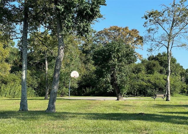8407 Tranquil Bay Court, Baytown, TX 77523