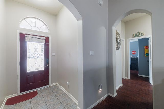 11002 Creekline Meadow Court, Cypress, TX 77429