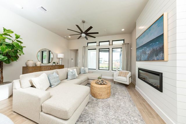 6223 Coyote Glade Drive, Richmond, TX 77469