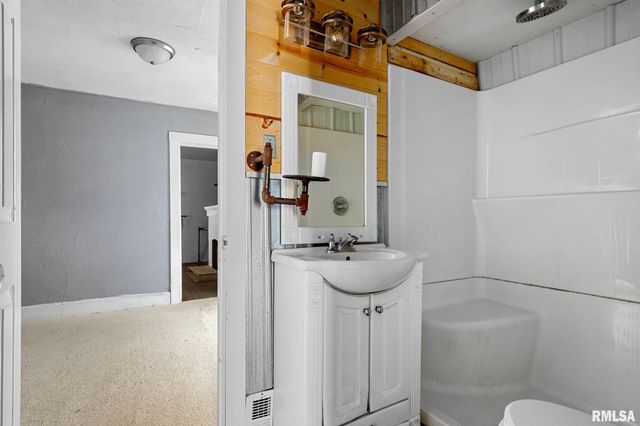 211 MINCH Street, South Pekin, IL 61554