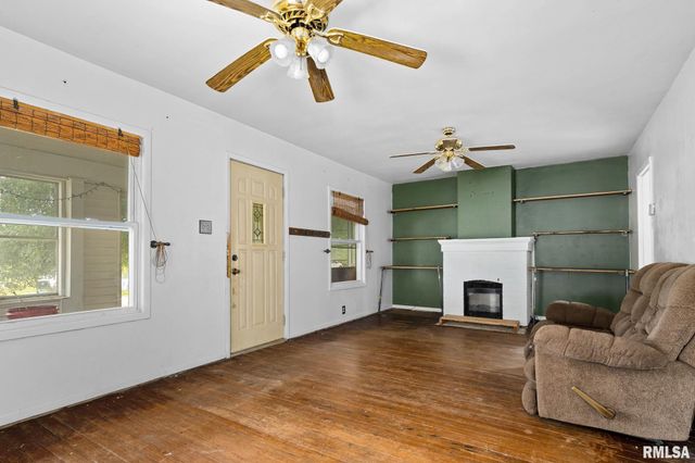 211 MINCH Street, South Pekin, IL 61554