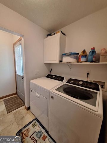 1024 Center Street, Valley, AL 36854