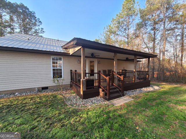 1024 Center Street, Valley, AL 36854