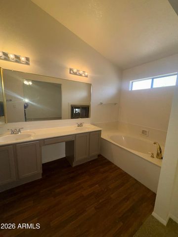 1244 W Sand Dune Drive, Gilbert, AZ 85233