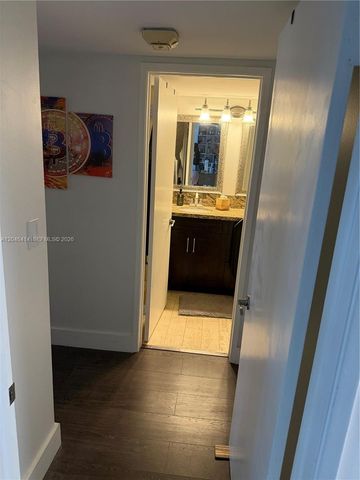 1717 N Bayshore Drive A2847, Miami, FL 33132