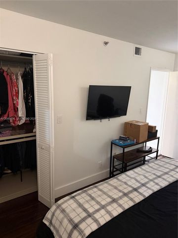 1717 N Bayshore Drive A2847, Miami, FL 33132
