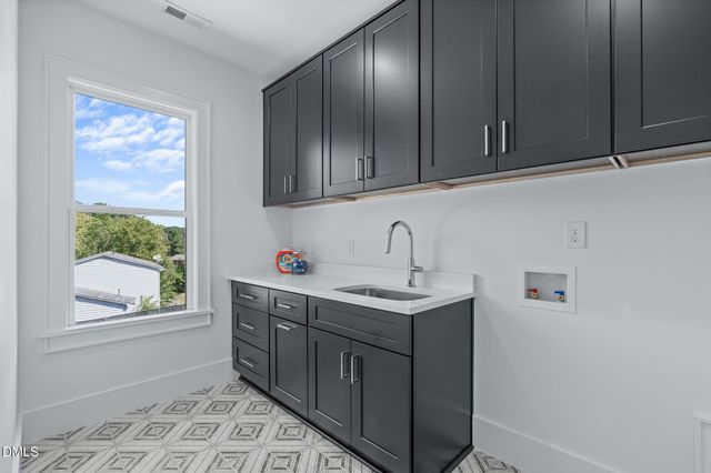 1005 Addison Place, Raleigh, NC 27610