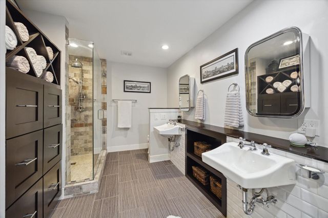 915 N San Jacinto Street 2D, Houston, TX 77002