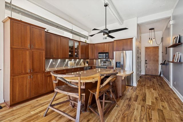 915 N San Jacinto Street 2D, Houston, TX 77002