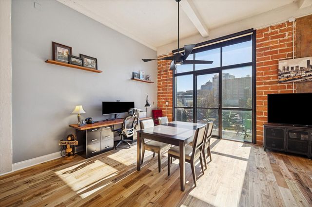 915 N San Jacinto Street 2D, Houston, TX 77002