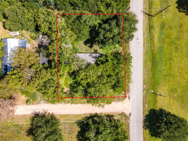 6521 Crockett Street, Hitchcock, TX 77563